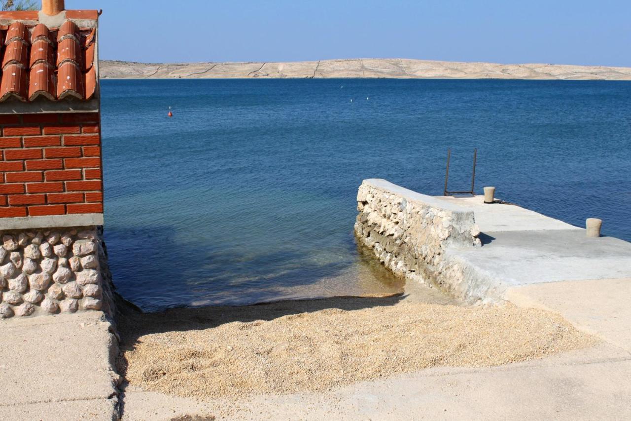 Apartments By The Sea Kustici, Pag - 6335 Zubovići 外观 照片