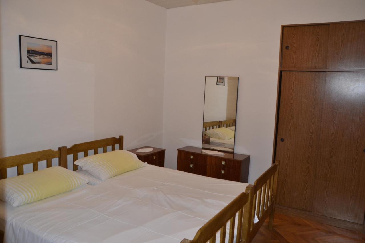 Apartments By The Sea Kustici, Pag - 6335 Zubovići 外观 照片
