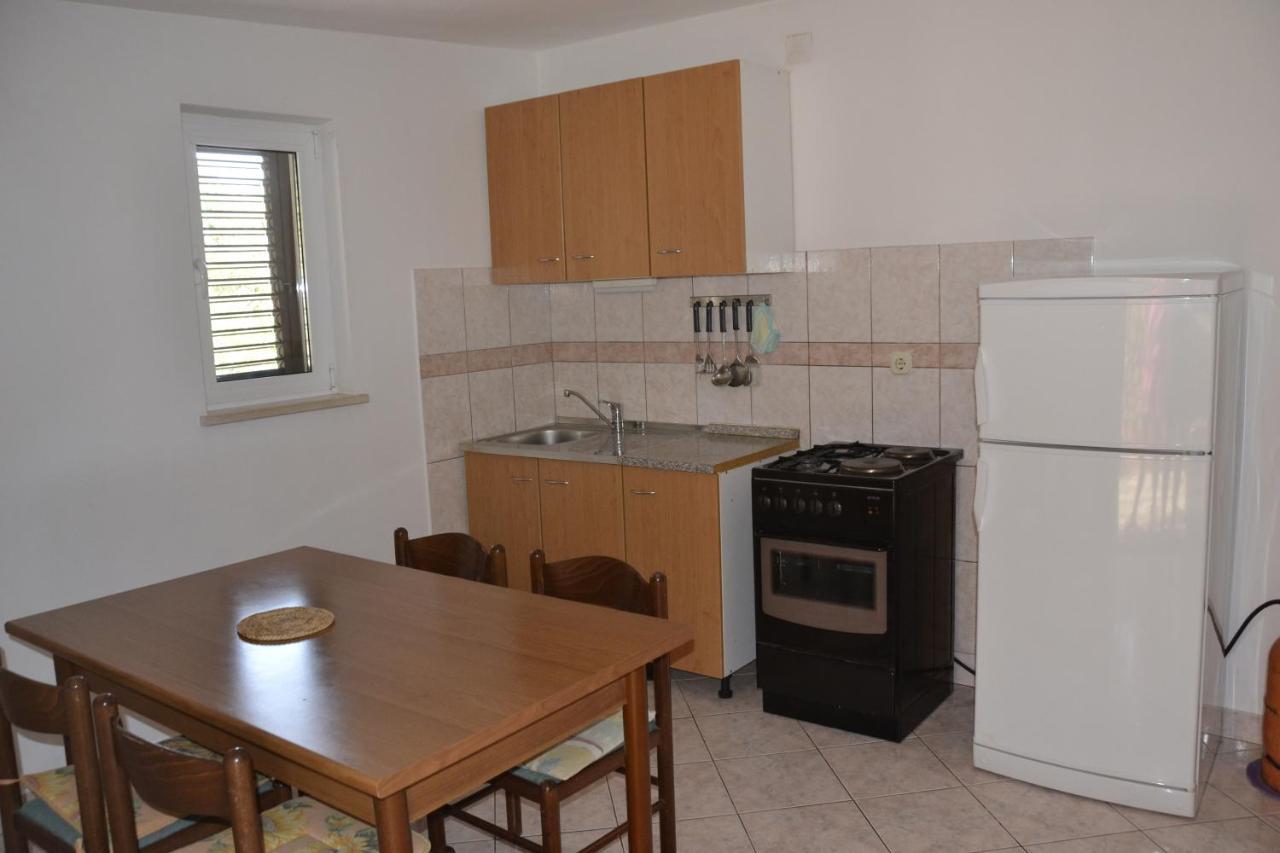 Apartments By The Sea Kustici, Pag - 6335 Zubovići 外观 照片