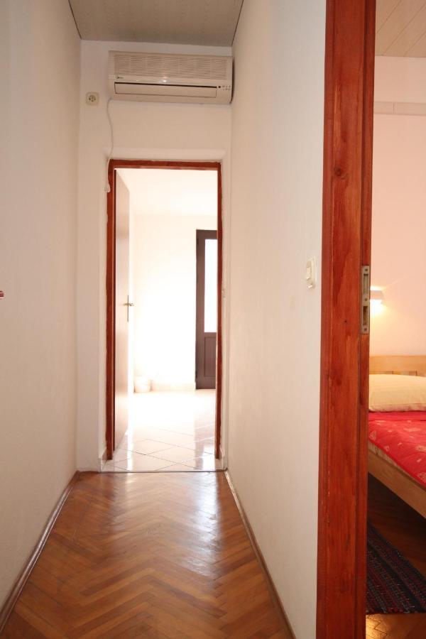 Apartments By The Sea Kustici, Pag - 6335 Zubovići 外观 照片