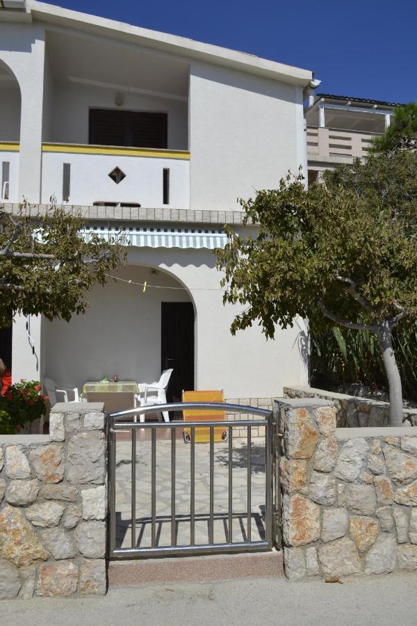 Apartments By The Sea Kustici, Pag - 6335 Zubovići 外观 照片